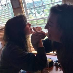 Meet your Posher, Marissa